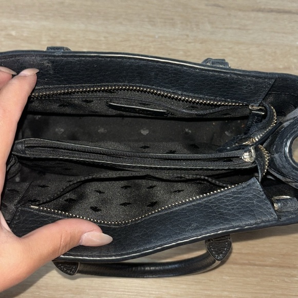 I no longer use this bag but it’s in perfect condition - Picture 4 of 4